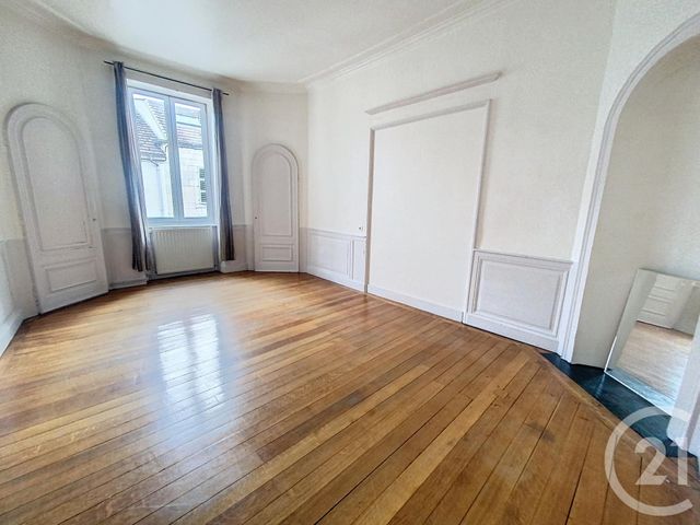 Appartement F2 à louer - 2 pièces - 50.0 m2 - VESOUL - 70 - FRANCHE-COMTE - Century 21 Gsm Immo